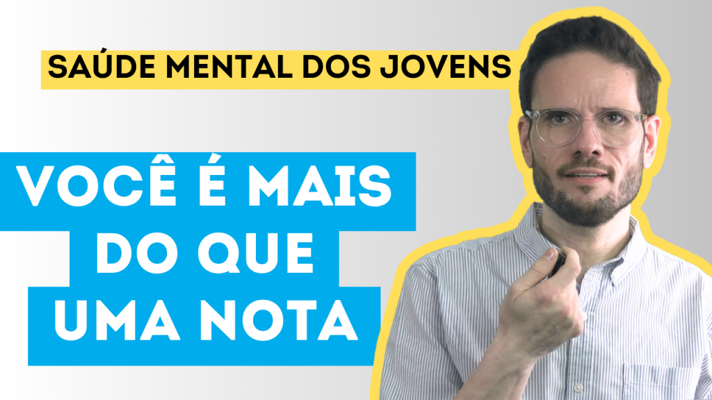 Fundo degradê cinza. À esquerda